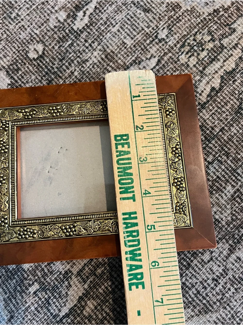 Vintage wood & brass picture frame embossed grapevine border, 5x3” photo
